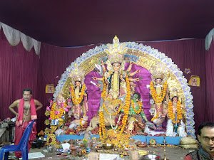 Wide view of purple-backed altar, Bengali in Bangalore (BinB)