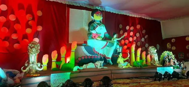 Idol on stage, Aarohan Socio-Cultural Forum