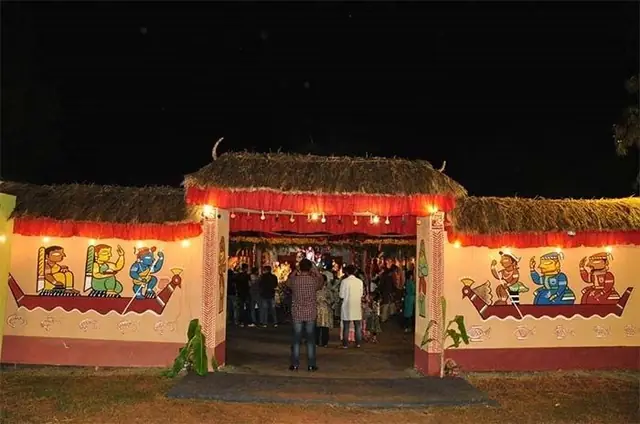 Pandal entrance, Oikotan Hebbal Durgotsav Society
